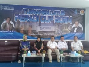 Walikota Bandar Lampung Eva Dwiana Membuka Open Turnamen Catur PERADI CUP 2024