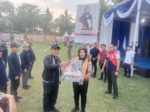 Walikota Bandar Lampung Eva Dwiana Buka Porcam Kecamatan Rajabasa Moga Lahir Atlet Berprestasi